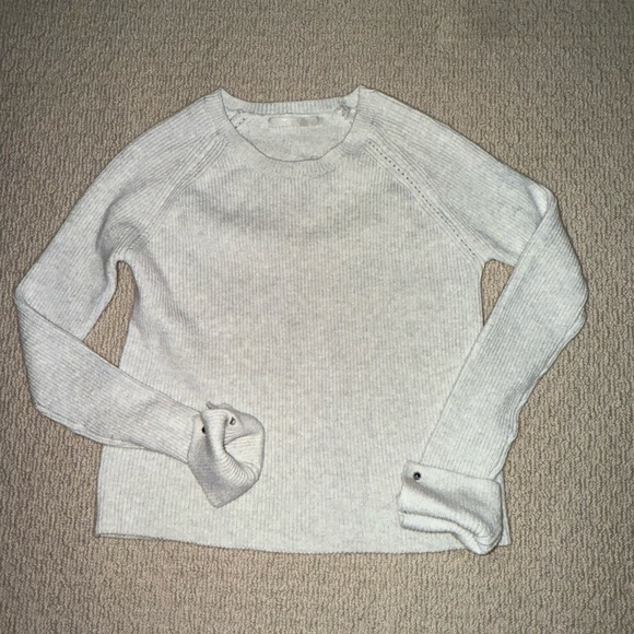 One grey day cashmere sweater - Picture 1 of 4